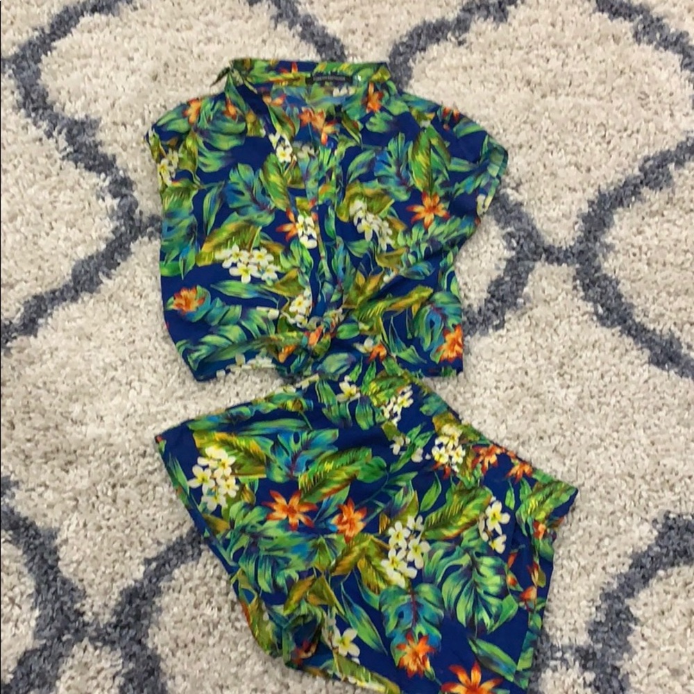 Foreign Exchange Palm Print 2 Piece